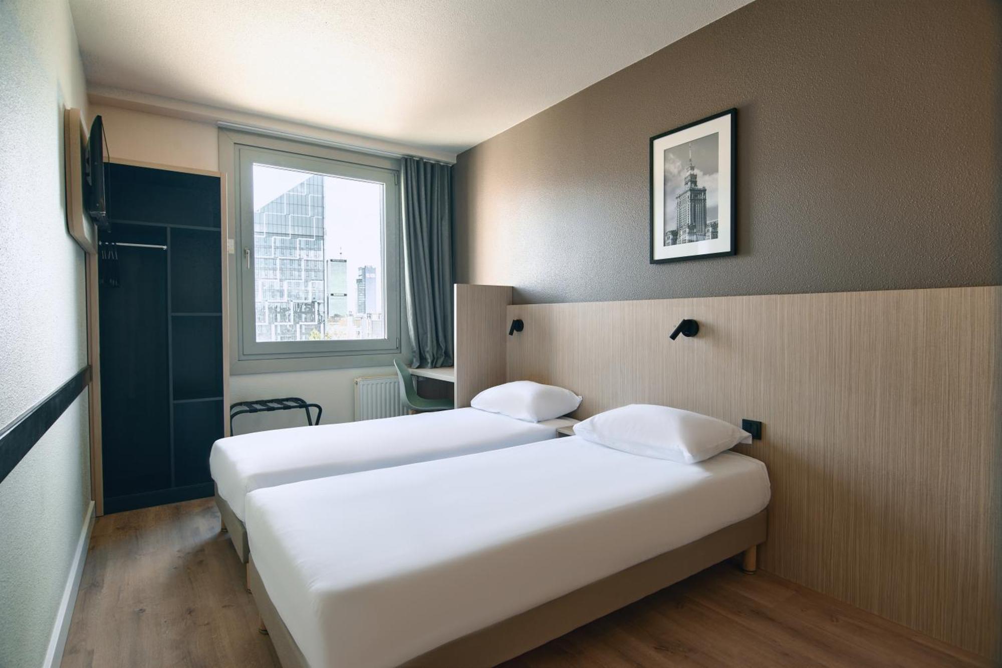 Standard Room 2 Single Beds